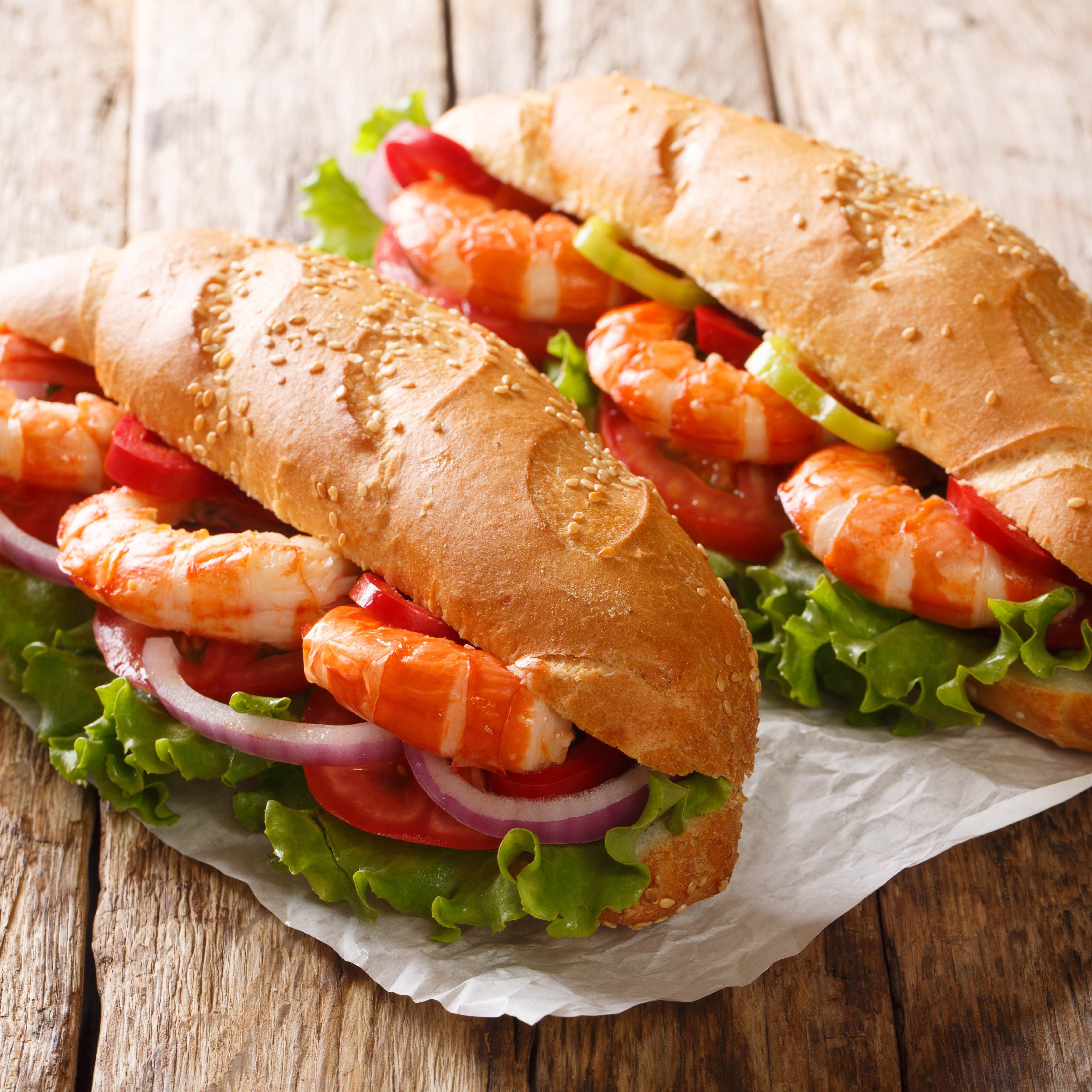 Sandwich Crevettes + Boisson + Dessert